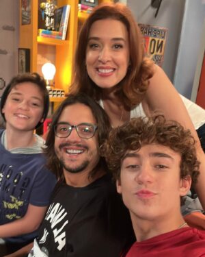 Enzo Krieger Instagram - Dia de despedida😭😭
Foi uma jornada muito gratificante, de verdade, fico muito feliz com a finalização desse projeto, e de poder dividir com todos vocês. 
Luigi foi um presente na minha vida, assim como todo time que conheci no processo❤️
Todo meu carinho nesse projeto, espero que tenham gostado😘😘