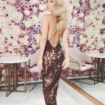 Erika Gertseg Instagram - Сегодня Всемирный день Блондинок!🤩 Кто у меня здесь Блондинка?🤗 Обнимаю вас🌸 #ЭрикаГерцег #Кичи #блондинка