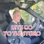 Erika Jayne Instagram - Studio part I. 🎤 Check out my Scriber for part II later this week! Link in bio ✨
