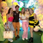 Erika Schneider Instagram - Com a @diariodalizcl no aniversário da @pequenalua 🦋