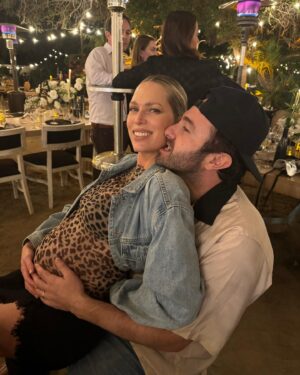 Erin Foster Instagram - Looks like Simon brought sand to the beach.