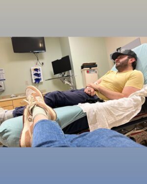Erin Foster Instagram - Thanksgiving was interesting! Started with Simon having stomach pain the night before. Led to my mom insisting we go to urgent care which I thought was a bit dramatic. That led to us discovering around midnight that Simon had appendicitis. Which led to surgery at 7am and Tommy having coffee with me while we waited. Which led to Simon waking up from anesthesia wanting to know if it’s still thanksgiving and also with some paranoia thinking I was lying to him about how his surgery went. By 5pm he broke free and made the end of a dinner he wasn’t allowed to eat. Our King loves to make sure he gets all the attention ❤️