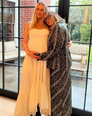 Erin Foster Instagram - My baby was showered with gifts and I was showered with love, and I cried and made everyone else cry, but I had a great hair day.  Been waiting for this day for too long ❤️

Party Planner: @mimibrownstudio 
Catering: @plated_bytuki 
Quilt team: @foragercrafts
Photographer: @mirellemirellemirelle