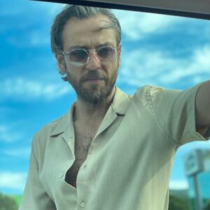 Erkan Kolçak Köstendil Instagram - Ontheway 🚘
📸 @cansutosun