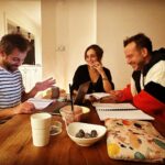 Erkan Kolçak Köstendil Instagram - ⏳🎥💣🫕 @iamdamlasonmez @riza_kocaoglu Coming 🔜
