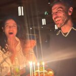 Erkan Kolçak Köstendil Instagram - Işıltılı hayatı bilmem lakin güzel ruhlarla birbirimizi seçtik.İyi ki varsınız.❤️🙏🧿