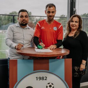Erkan Kolçak Köstendil Instagram - Mijn nieuwe team, nieuwe huis, nieuwe familie
“AMSTERDAM JONGEREN VERENIGING” @vvagb020 

Voorzitter Orhan Aslan ,Nevin Pala ,Hoofdtrainer İmdat Ilguy en Manager Onur Çelik @onurrrr.c Bedankt voor deze transfer
 ❌⚽️❌

Photo by @gerrygalago 

——————————————

Yeni takım , yeni ev , yeni aile
Amsterdam Gençlerbirliği
Transfer için Başkan Orhan Aslan’a , Nevin Pala’ya , Hocamız İmdat Ilguy’a ve menajer Onur Çelik’e teşekkürler.