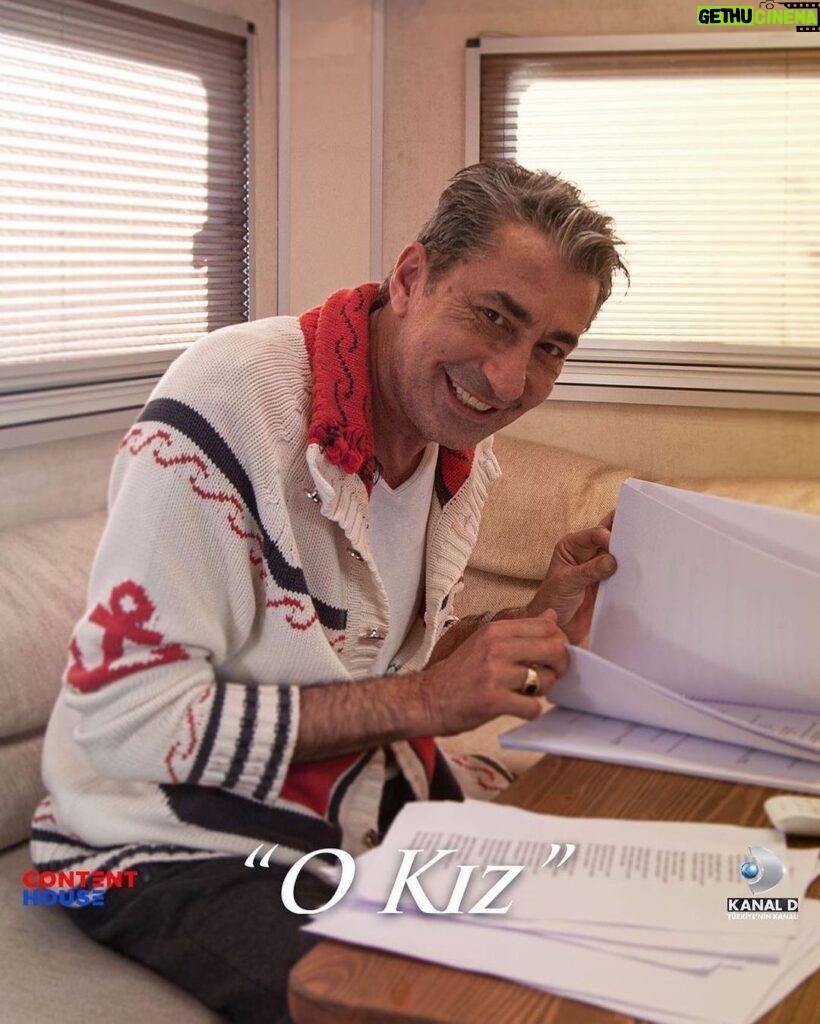 Erkan Petekkaya Instagram - İyi haftasonları herkese 💫✨ #KanalD @kanald @okizdizi