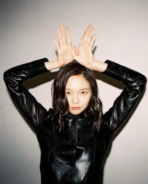 Esom Thumbnail - 42.9K Likes - Most Liked Instagram Photos