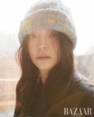 Esom Thumbnail - 31.7K Likes - Most Liked Instagram Photos