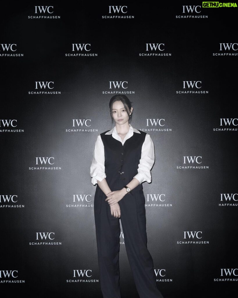 Esom Instagram - #IWC샤프하우젠 #EngineeringBeyondTime #광고