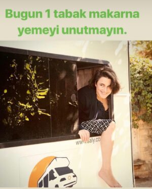 Esra Dermancıoğlu Instagram - esra