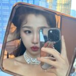 Esther Yu Instagram - 🫶
