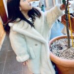 Eugene Instagram - 곰돌이 코트입은 귀요미~! 북금곰같다~ㅎㅎㅎ 따뜻하고 포근해서 안으면 엄마도 기분좋아~❤️ @maxmara