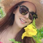 Eugene Instagram - 베트남에서 만난 꽃들~🌸🌼🌺🌿
