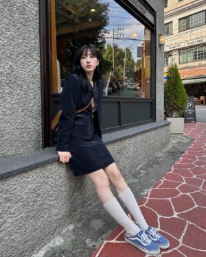 Eunseo Thumbnail - 91.9K Likes - Most Liked Instagram Photos