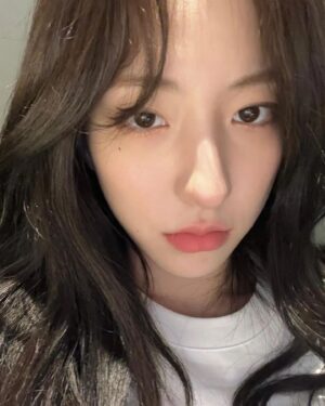Eunseo Thumbnail - 89.1K Likes - Top Liked Instagram Posts and Photos