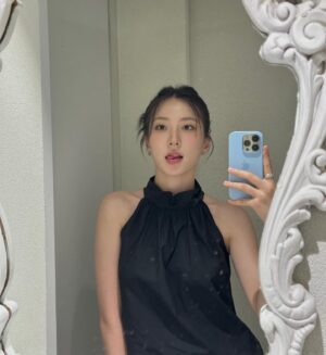 Eunseo Thumbnail - 74.7K Likes - Most Liked Instagram Photos