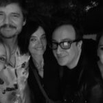 Eva De Dominici Instagram - Anoche fue oficialmente el fin de rodaje de The Uninvited en L.A. Parece que esta genia @nadiasomerset tiene una película en el horno… Felicidades a todos especialmente a vos querida Nadia. ✨❤️❤️🎬 Last night was a wrap for The Uninvited. Looks like this brave female director @nadiasomerset has a movie in the oven… Congrats to everyone specially to you dear Nadia. ✨❤️❤️🎬 @nadiasomerset @elizabethreaser @pascalispunk @fredriksewell @waltongogginsbonafide @rosiefellner @despresnaomi