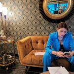 Eva De Dominici Instagram - Less than a month for you to get into the Las Vegas games again 🎲💰🎰 We wish you luck… 🍀 @cleaningladyfox