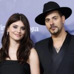 Eva De Dominici Instagram - Edu estuvo nominado a los Goya en la categoría de mejor canción original junto a otros artistazos. Al premio se lo llevó Leiva junto a, nada más y nada menos, Joaquin Sabina. Observé muy de cerca este proceso creativo y pienso, qué fortuna poder ejercer una profesión que se ama. Estoy muy orgullosa de este mega trabajador, que además es el mejor papá del mundo. Muchas gracias al equipo de @lorealpro y @lancomeofficial por acompañarme! Maquillaje @beautyexpertlancome @lancomeofficial Peluquería @lorealpro #lorealprospain #steampodspain @manumoreno75