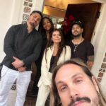 Eva De Dominici Instagram - 2024, let’s do this! 🚀 Immensely grateful to fam and friends for the love, tengo personas muy hermosas en mi vida. Cheers to the power of community. Keep those dreams alive… Gracias por tanto ❤️