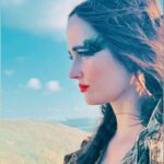 Eva Green Instagram - Rendez-vous dès aujourd’hui au cinéma pour découvrir le premier volet de #LesTroisMousquetairesLesFilms #DArtagnan . Ce fut une expérience géniale et mémorable. Merci à toutes les équipes, et évidemment à vous tous qui vous apprêtez à vivre l’aventure avec nous ⚔️💋❤️‍🔥⚜️