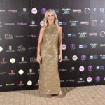 Eva Isanta Instagram - La claustra de @cortopilar fue una fiesta de cine. Enhorabuena a todos los nominados y premiados . En especial a @jorgesanz_oficial ❤️ ¡Qué vivan los cortos! El ambiente inmejorable, cercano y generoso: @arjonacomico como compañero y José Domingo ( alma mater) tienen gran parte de la culpa. Gracias a todas las personas que he conocido : adoro que el arte acerque las almitas @jdomingo_e8a @cultura_pilar_de_la_horadada @eloctavoartefoto #cortopilar2023 #cortometrajes @raulcerezo @luisspolack #Charo y larga lista … Por supuesto a mi querido @borjavera @borial_management Mi look: @esprit 🤍 @unode50 @finallypress