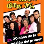 Eva Isanta Instagram - 20 años de #Aquínohayquienviva y sigue sin envejecer. ¡Qué privilegio pertenecer! La tenéis enterita en @netflixes Eternas gracias @lauracaballero_ y @alber_caballero . Historia de la televisión . Esta foto 🥲. Va por todos los que están en nuestro corazón #marivibilbao #enmapenella #eduardogomez @antena3com @atresmediacom #serie #comedia #ficcionespañola
