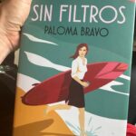 Eva Isanta Instagram - #SinFiltros de @palomabravo Ya en mis manos y colándose por mis venas directo a mi alma . Un honor presentarlo junto a #palomabravo y @martagarciaaller el próximo jueves 5 de octubre en el Círculo de Bellas Artes. ¿Te vienes? 19:30h @contraluz_editorial @agenciadospassos @cbamadrid #novela #presentacion #circulodebellasartes #madrid
