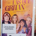 Eva Isanta Instagram - El estreno de #lasquegritan fue el viernes 26 en el @teatroprincipalpalencia Aún impregnada de un batiburrillo de emociones: esfuerzo, trabajo, nervios, compañerismo, aplausos … una maravillosa eclosión que aún estoy digiriendo. Gracias Palencia y amigos/as por la fervorosa acogida. Me habéis hecho muy feliz. Gracias familia teatrera. Esto no ha hecho más que empezar. Os quiero #beatrizcarvajal @normaruizita @pepa_rus Texto: @rincon_cano y @josemariadelcastillo Dirección: @josemariadelcastillo Producción: @pentacionespectaculos @coribante Distribución: @pentacionespectaculos Escenografía: @monicaborromeo_ Iluminación: @pilar #lasquegritan #estreno #teatropalencia La labradorita es cosa de @cabo.hannah 🤍