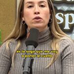 Eva Soriano Instagram - Jefes, solucionad vuestros problemas en casa y dejaos de team buildings🔪💼 ********** #cuerposespeciales Eva le grita a una nube