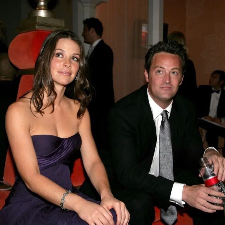 Evangeline Lilly Instagram - I have contemplated posting this photo of Matthew and I. We weren't close. I met him once. But I still want to mark his passing. He seemed like such a beautiful soul. 🕊️Rest in Peace, Matthew. #matthewperry
