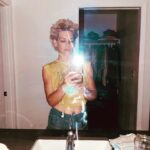 Evangeline Lilly Instagram - #retrovibes #polaroid #80s