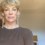 Evangeline Lilly Instagram - A reminder as much for me as for you: Don't be distracted by what everyone else is doing. Be encouraged by what others are doing well. Be aware of what is going wrong. But focus on your own, little thing - your bite, your piece of the pie, your goal, your idea, your intent. That is how you help. Put your drop in the bucket and trust the rest of us to do the same. Happy Tuesday, everybody! Thinking of you all. xxoo