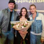 Evgenia Medvedeva Instagram - Рома, поздравляю тебя с Днем Рождения! Долгих лет жизни, здоровья, всегда улыбайся и радуйся жизни! Ты для меня друг, наставник, коллега и просто прекрасный человек! Безумно люблю вас с Оксаной. Вы - пример настоящей любви, искренности и доброты. С праздником!