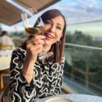 Evrim Doğan Instagram - 🤍for starters🥂🫒