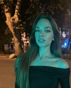 Eylül Tumbar Instagram - Çilingir Işığında🔐