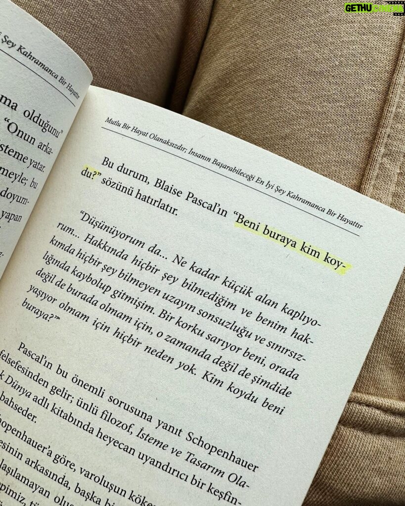 Eylül Tumbar Instagram - Hoş geldin,Eylül.🍁 “Beni buraya kim koydu?” #blaisepascal