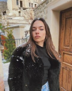 Eylül Tumbar Instagram - Last one = 🦌