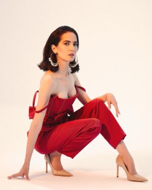 Ezgi Şenler Instagram - Gardirop Magazin 21’✨

Genel Yayın Yönetmeni: @gulay_ozdemir 
Fotoğraflar: @serhathayri
Moda Direktörü: @caglakucukdereli 
Styling: @giodevdariani
Saç ve Makyaj: @mesut.ozuzun
Prodüksiyon: @mine.gunduz
Basın: @busrabozokaytek
Sosyal M: @necdetaltunbudak 

@nutekstudio @gardiropmagazin #gardiropmagazin #ezgisenler