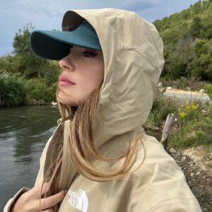 Ezgi Eyüboğlu Instagram - 💕🌸