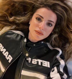 Ezgi Eyüboğlu Instagram - camera roll📍➡️
