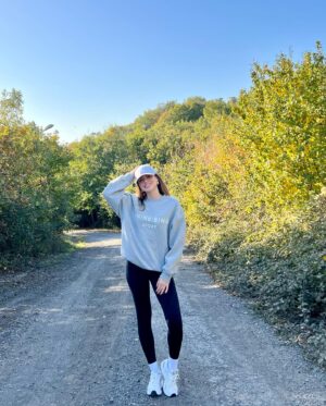 Ezgi Eyüboğlu Instagram - 🫶🏻#hikeyourownhike