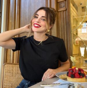 Ezgi Eyüboğlu Instagram - saç toplama perileri 😋