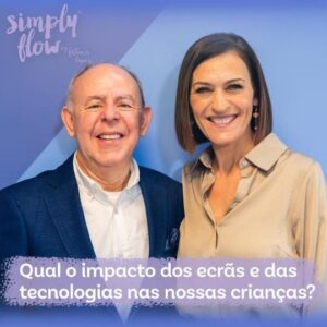 Fátima Lopes Instagram - Um dos grandes desafios que é colocado aos pais nos dias de hoje é gerir o tempo que os nossos filhos passam em frente aos ecrãs. A verdade é que as tecnologias são sempre altamente atrativas e nós, pais, nem sempre o conseguimos ser. 

O Prof. Dr. Salgado Borges esclarece qual o impacto dos ecrãs e das tecnologias nas nossas crianças e neste episódio dá-nos dicas para ajudarmos os nossos filhos. Para ver nas plataformas de podcast habituais, no Youtube da Renascença e em rr.pt.

@fatimalopesoficial
#SimplyFlow #Renascença #Essilor
www.essilor.pt