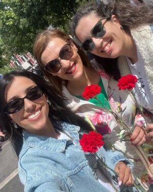 Fátima Lopes Instagram - 25 de Abril, sempre! 🌹