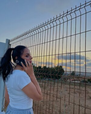 Fadwa Taleb Instagram - مشينا و جينا او باقي مالقينا😂😶💖

#fadouataleb #fadwataleb #maghreb
