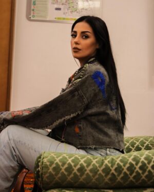 Fadwa Taleb Instagram - Hello marakech 👋❤️

مروكية حارة 🎬🫶🏼
Le 1 décembre. 
@moroccan_badass_girl.officiel