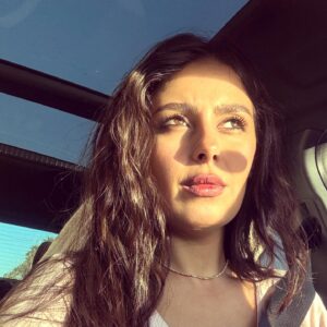 Fadwa Taleb Instagram - وااااااا كيدايرين ؟ لاباس عليكم ؟ 😃🙆🏻‍♀️❤️

تصويرة لآخرة هاديك هي شوفة لي كدير فيك لحمق قبل مايخبطك 😂🙂